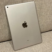 Apple iPad 第6世代　Wi-Fi モデル 128GB（PC・タブレット）の商品画像 - 査定依頼日：2026年2月4日 - 最高査定価格：7,000円