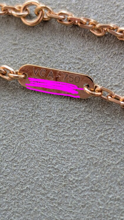 ヴァンクリーフアーペル　100周年　マザーオブパール　ネックレス（金・貴金属）の商品画像 - 査定依頼日：2026年8月1日 - 最高査定価格：700,000円