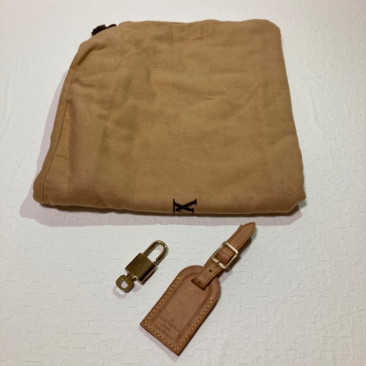 ドーヴィル（ブランドバッグ）の商品画像 - 査定依頼日：2025年11月30日 - 最高査定価格：68,000円