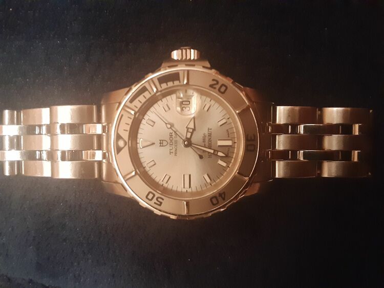 プリンセスデート ハイドロノート（高級時計）の商品画像 - 査定依頼日：2025年6月30日 - 最高査定価格：125,000円