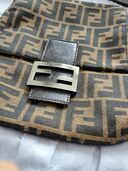 フェンディ  （ブランドバッグ）の商品画像 - 査定依頼日：2025年6月8日 - 最高査定価格：30,000円