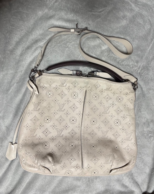 マヒナ　セレネPM（ブランドバッグ）の商品画像 - 査定依頼日：2026年3月16日 - 最高査定価格：90,000円