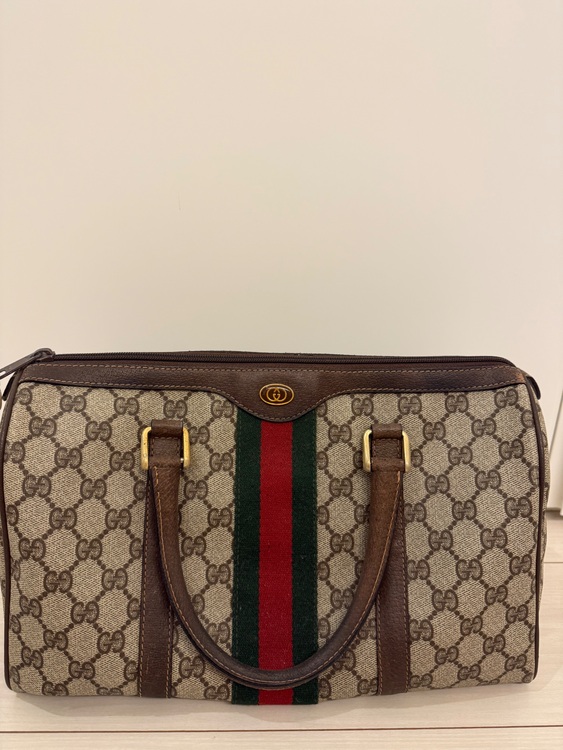 ボストンバック（ブランドバッグ）の商品画像 - 査定依頼日：2025年7月29日 - 最高査定価格：15,000円