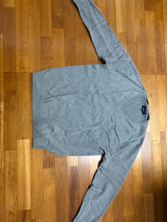 GANT コットンセーター（古着・ファッション）の商品画像 - 査定依頼日：2026年4月27日 - 最高査定価格：500円