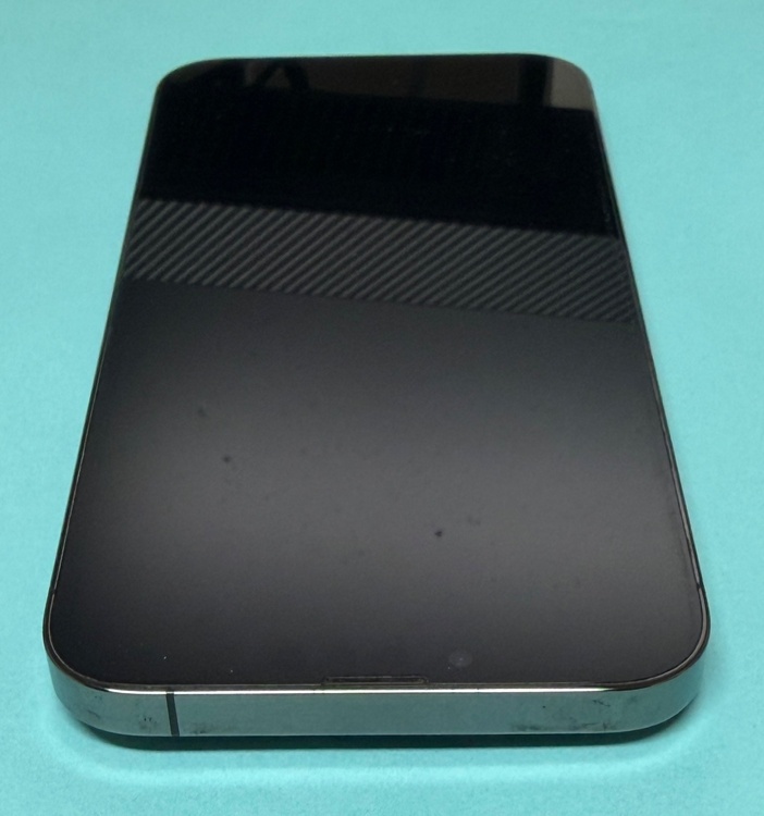 iphone17 pro Max   機種番号　MLJQ3J/A（スマホ）の商品画像 - 査定依頼日：2025年12月18日 - 最高査定価格：71,000円