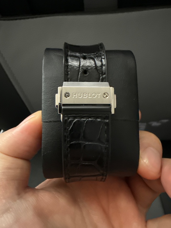 ウブロ クラシックフュージョン （高級時計）の商品画像 - 査定依頼日：2026年3月2日 - 最高査定価格：530,000円