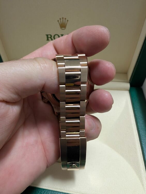 サンダスト（高級時計）の商品画像 - 査定依頼日：2025年10月29日 - 最高査定価格：6,300,000円