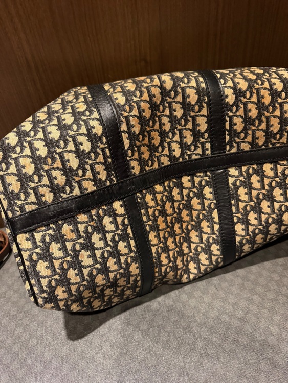 バック（ブランドバッグ）の商品画像 - 査定依頼日：2025年11月21日 - 最高査定価格：60,000円