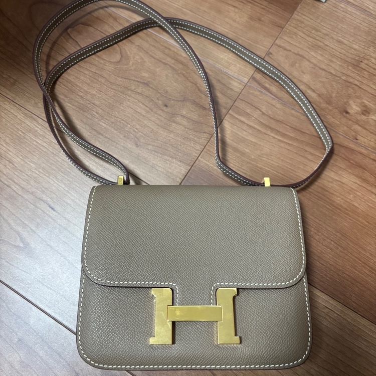 コンスタンスミニ（ブランドバッグ）の商品画像 - 査定依頼日：2026年1月4日 - 最高査定価格：1,500,000円