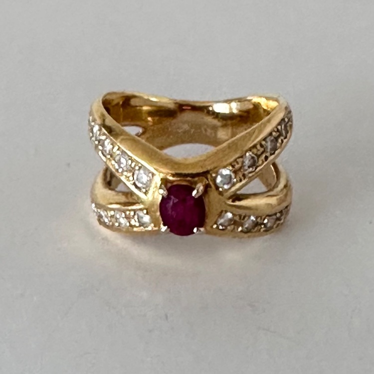 指輪（宝石）の商品画像 - 査定依頼日：2025年8月16日 - 最高査定価格：125,000円