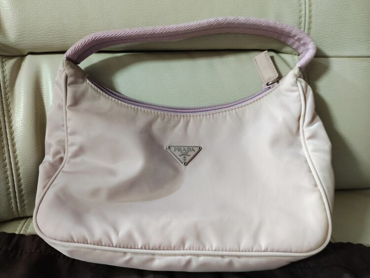 プラダミニバッグ（ブランドバッグ）の商品画像 - 査定依頼日：2025年9月4日 - 最高査定価格：70,000円