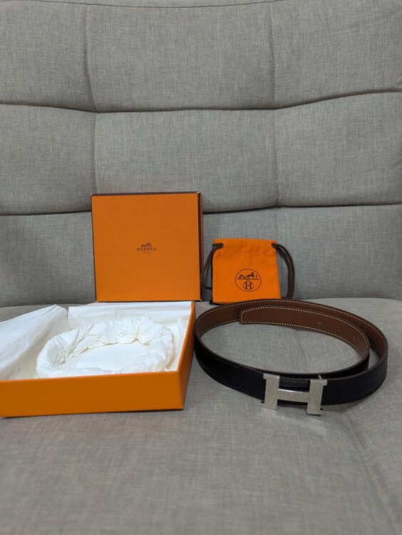 エルメス Hバックル リバーシブルベルト（ブラック×ブラウン系）（古着・ファッション）の商品画像 - 査定依頼日：2026年10月6日 - 最高査定価格：30,000円