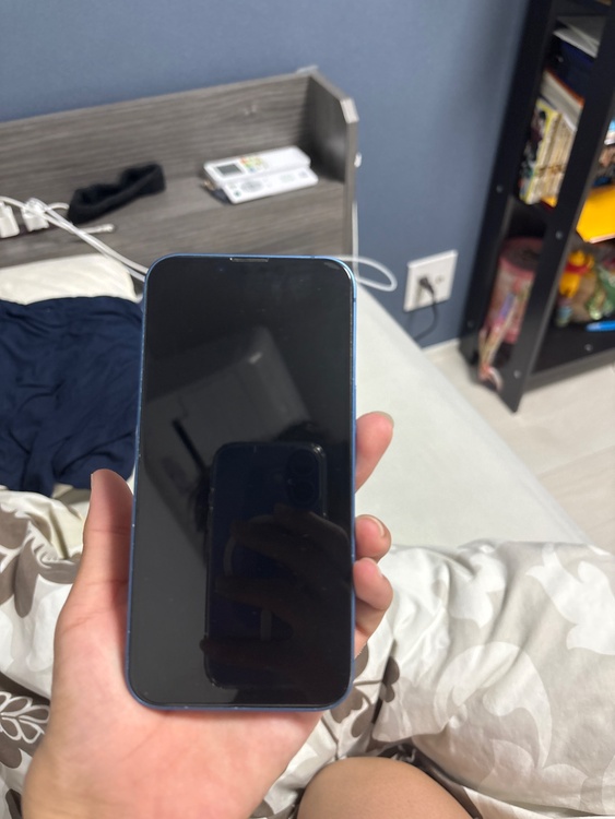 iPhone iPhone 13 128GB SIMフリー（スマホ）の商品画像 - 査定依頼日：2026年6月1日 - 最高査定価格：40,000円