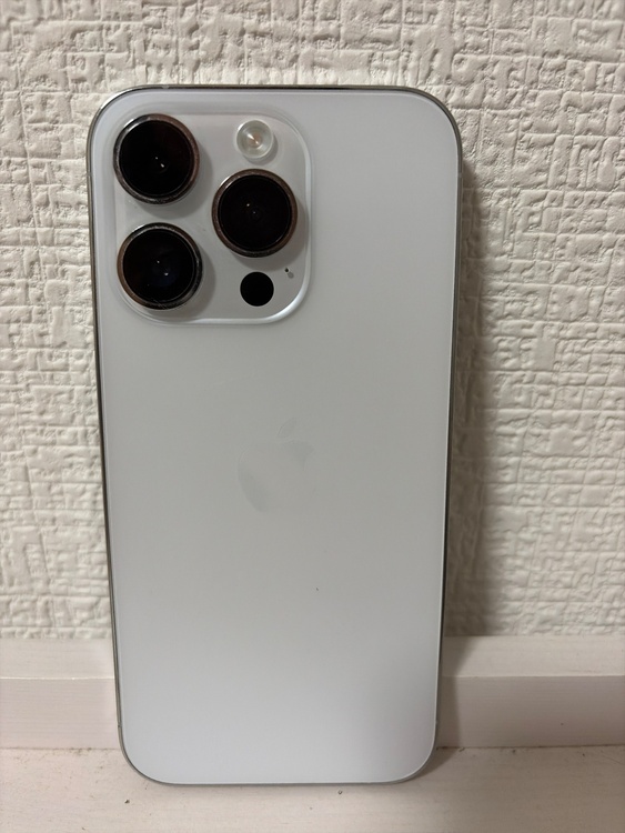 iPhone iPhone 14 Pro 256GB au（スマホ）の商品画像 - 査定依頼日：2026年9月28日 - 最高査定価格：62,000円