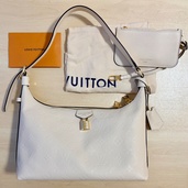 ルイヴィトン モノグラム・アンプラント サック・スポール M46609（ブランドバッグ）の商品画像 - 査定依頼日：2026年2月8日 - 最高査定価格：220,000円