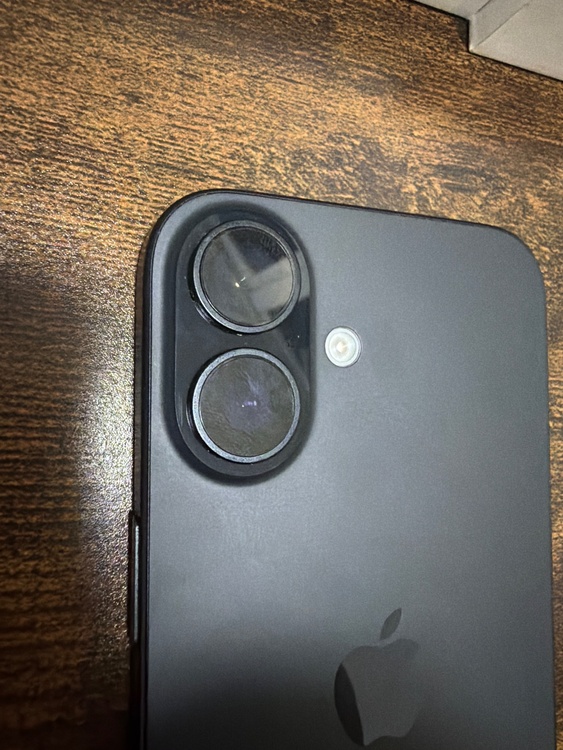 iPhone iPhone 16 128GB SIMフリー（スマホ）の商品画像 - 査定依頼日：2026年8月4日 - 最高査定価格：85,000円