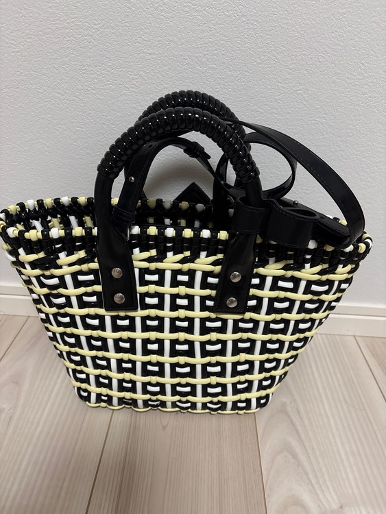 バレンシアガ  （ブランドバッグ）の商品画像 - 査定依頼日：2025年11月8日 - 最高査定価格：60,000円