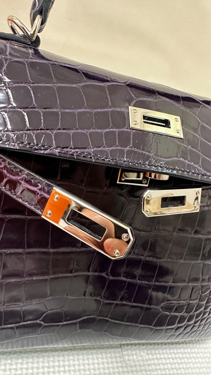 ケリー25（ブランドバッグ）の商品画像 - 査定依頼日：2025年10月5日 - 最高査定価格：6,850,000円