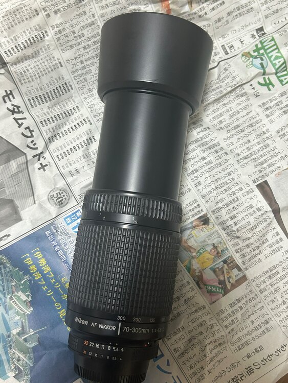 Nikon ズームレンズ NIKKOR 70-300mm f4-5.6 D（カメラ）の商品画像 - 査定依頼日：2025年5月31日 - 最高査定価格：100,000円
