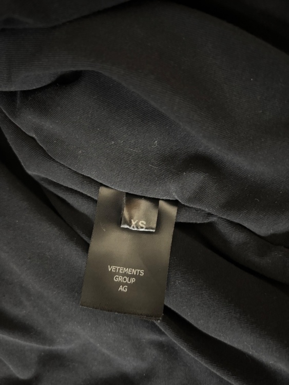 26SSM EMBROIDERED CROSS PADDED ZIP-UP HO（古着・ファッション）の商品画像 - 査定依頼日：2026年10月2日 - 最高査定価格：100,000円