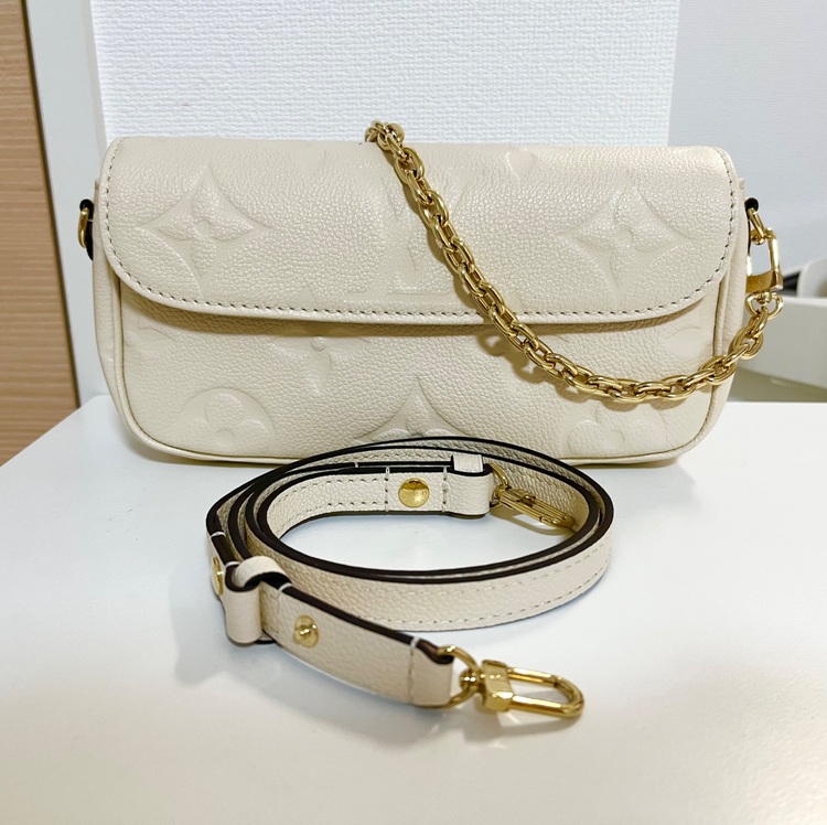 アイビー（ブランドバッグ）の商品画像 - 査定依頼日：2025年7月25日 - 最高査定価格：210,000円