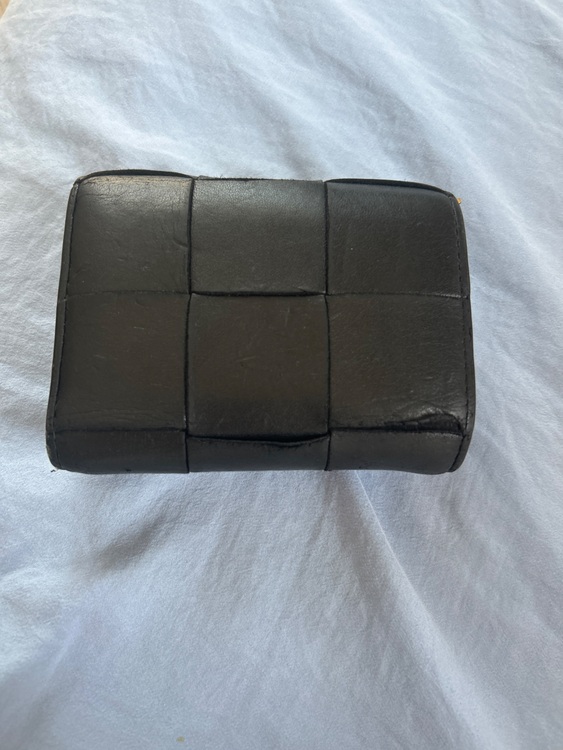 ボッテガ・ヴェネタ  （ブランドバッグ）の商品画像 - 査定依頼日：2025年7月27日 - 最高査定価格：20,000円