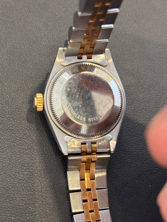 ロレックス パーペチュアルデイト （高級時計）の商品画像 - 査定依頼日：2025年6月21日 - 最高査定価格：620,000円