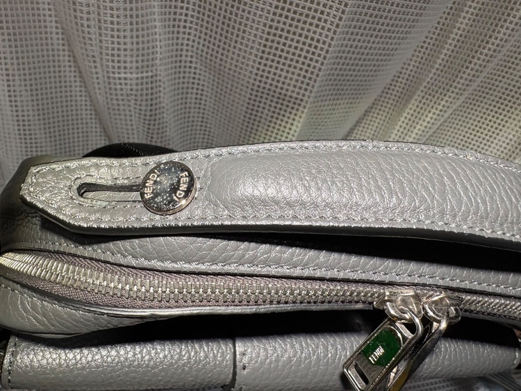 BACKPACK/BAGUETTE/CALF LEATHER（ブランドバッグ）の商品画像 - 査定依頼日：2026年5月11日 - 最高査定価格：110,000円