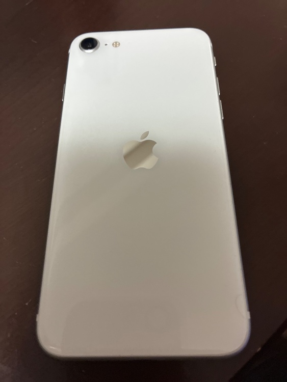 iPhone SE (第 2 世代) 64GB SIMフリー（スマホ）の商品画像 - 査定依頼日：2026年3月19日 - 最高査定価格：11,000円