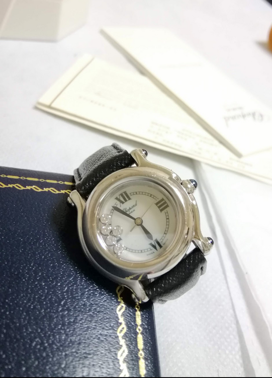 ショパール　ハッピースポーツダイヤモンド（高級時計）の商品画像 - 査定依頼日：2025年3月21日 - 最高査定価格：90,000円