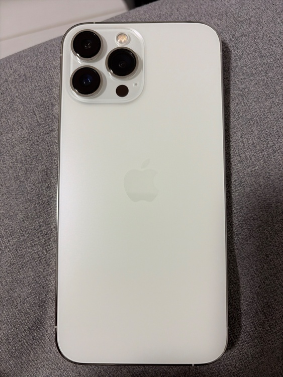 iPhone iPhone 13 Pro Max 128GB Softbank（スマホ）の商品画像 - 査定依頼日：2026年9月16日 - 最高査定価格：61,000円