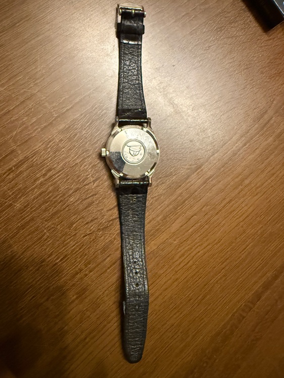 オメガ コンステーション OMEGA　コンステレーション　14902.62（高級時計）の商品画像 - 査定依頼日：2025年8月17日 - 最高査定価格：100,000円