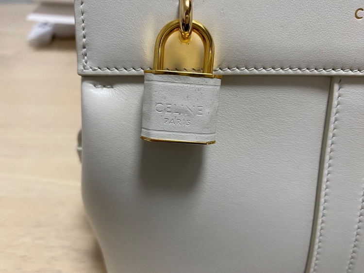 セリーヌ  （ブランドバッグ）の商品画像 - 査定依頼日：2026年2月3日 - 最高査定価格：130,000円