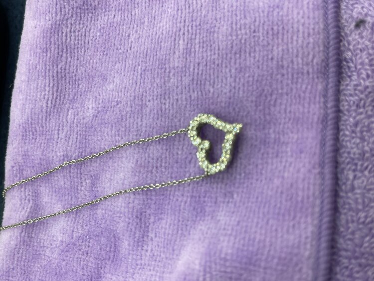 ティファニー　ダイヤモンド　オープンハートネックレス（宝石）の商品画像 - 査定依頼日：2025年1月8日 - 最高査定価格：130,000円