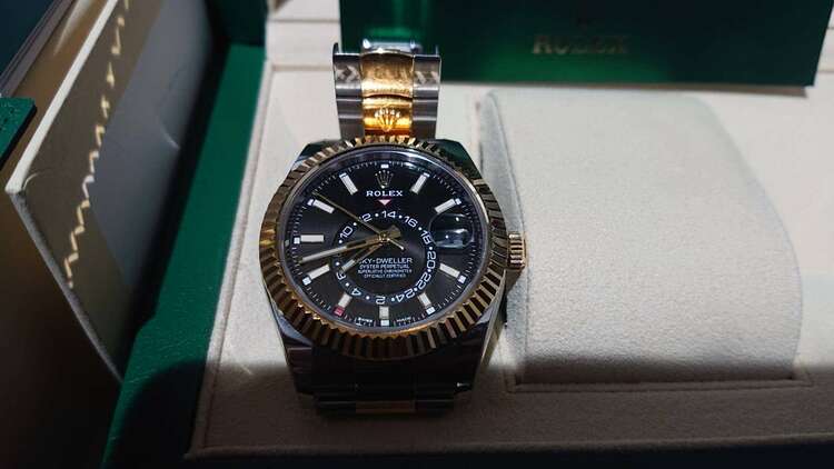 スカイドゥエラー（高級時計）の商品画像 - 査定依頼日：2025年3月13日 - 最高査定価格：2,580,000円