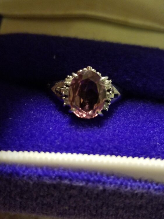 ルビーの指輪（金・貴金属）の商品画像 - 査定依頼日：2025年12月21日 - 最高査定価格：150,000円