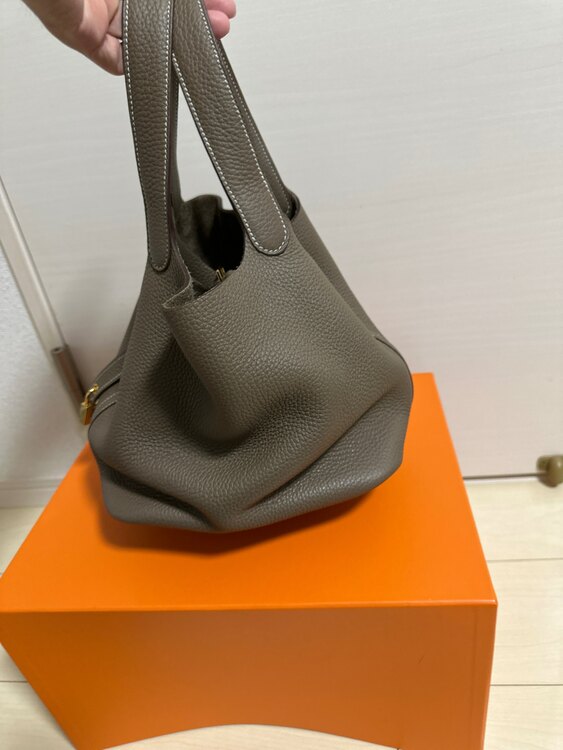 ピコタンロックMM（ブランドバッグ）の商品画像 - 査定依頼日：2025年4月27日 - 最高査定価格：550,000円