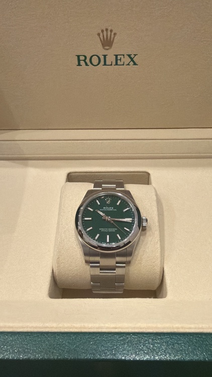 27720（高級時計）の商品画像 - 査定依頼日：2025年12月8日 - 最高査定価格：1,230,000円