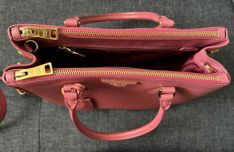 ガレリアサフィアーノルクス2wayハンドバッグ（ブランドバッグ）の商品画像 - 査定依頼日：2025年3月3日 - 最高査定価格：70,000円