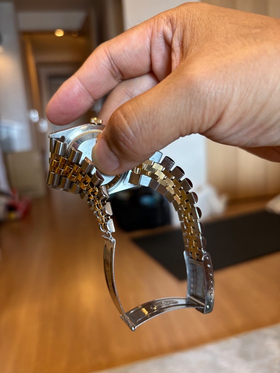 デイトジャスト（高級時計）の商品画像 - 査定依頼日：2025年9月4日 - 最高査定価格：900,000円