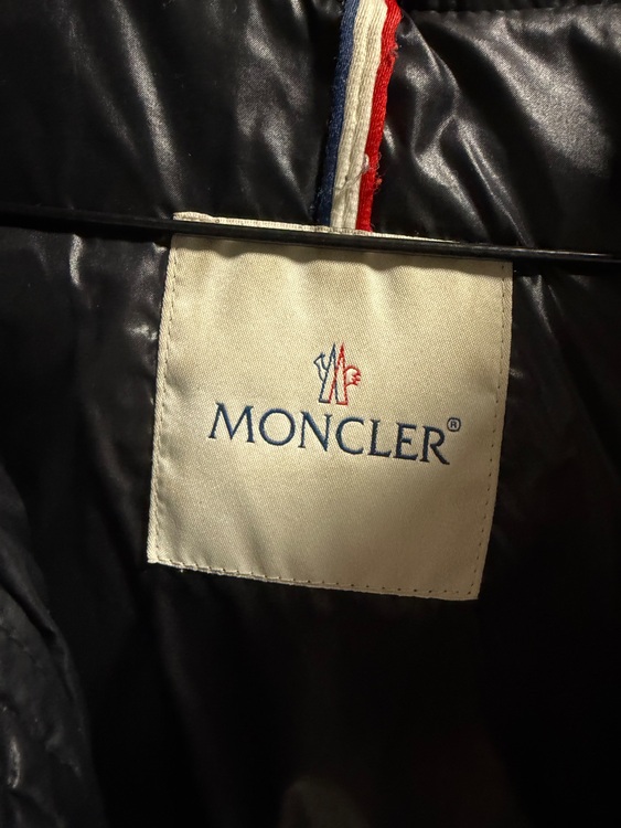 バレンシアガ  （ブランドバッグ）の商品画像 - 査定依頼日：2025年10月7日 - 最高査定価格：36,000円