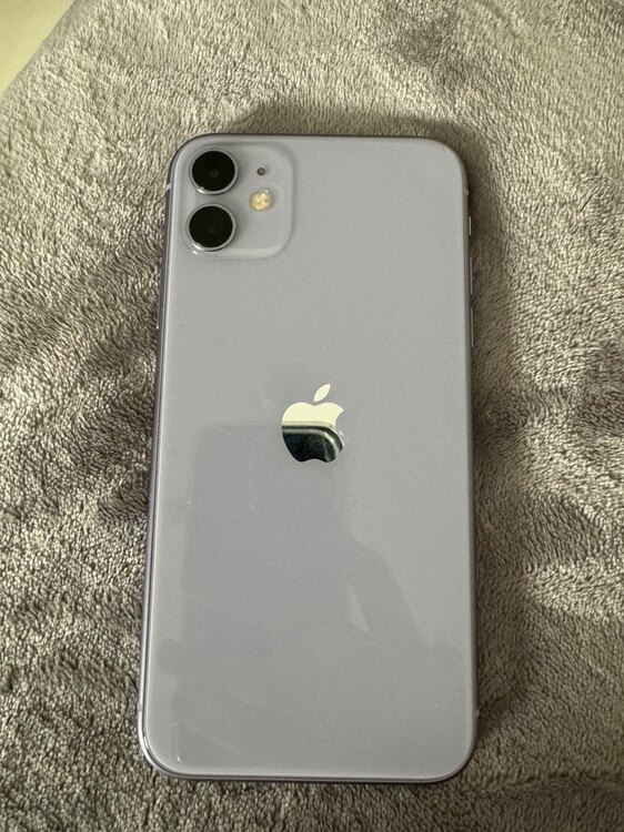 iPhone11 128GB Softbank（スマホ）の商品画像 - 査定依頼日：2023年11月18日 - 最高査定価格：25,000円