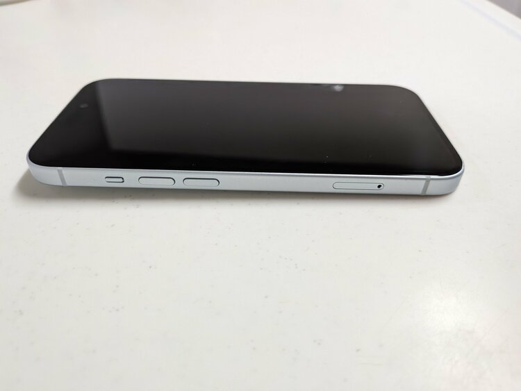iPhone iPhone 15 128GB SIMフリー（スマホ）の商品画像 - 査定依頼日：2026年6月27日 - 最高査定価格：63,000円