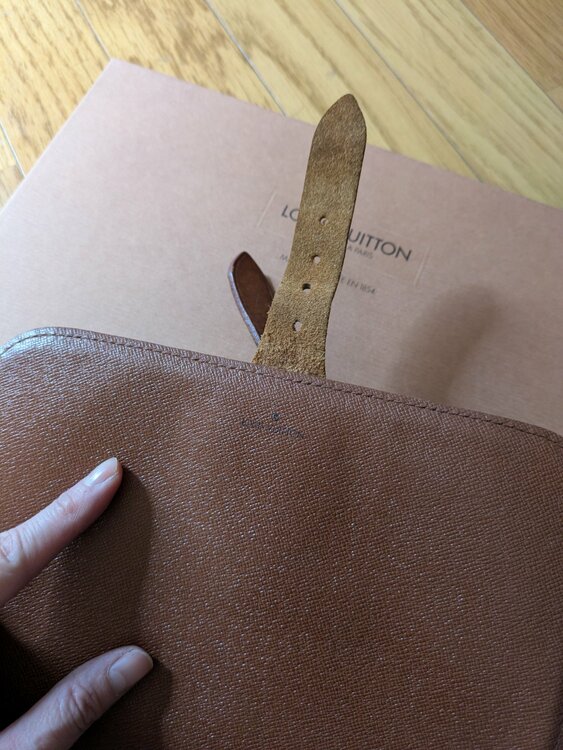 ショルダーバッグ（ブランドバッグ）の商品画像 - 査定依頼日：2026年4月20日 - 最高査定価格：40,000円