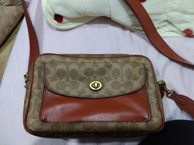 COACHバッグ（古着・ファッション）の商品画像 - 査定依頼日：2025年9月9日 - 最高査定価格：100,000円