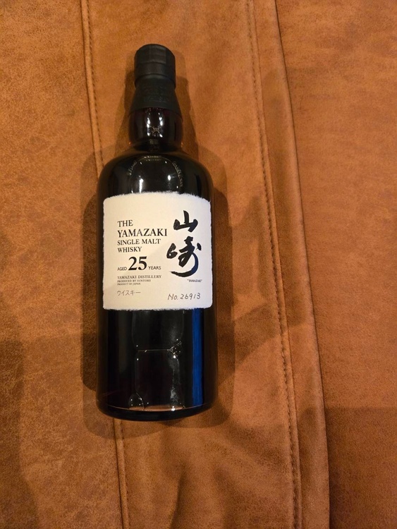 ウイスキー サントリー山崎（お酒）の商品画像 - 査定依頼日：2026年9月14日 - 最高査定価格：851,000円