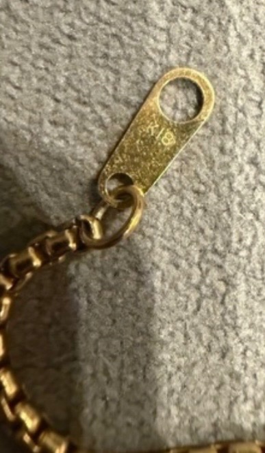 千切れたネックレス（金・貴金属）の商品画像 - 査定依頼日：2026年8月10日 - 最高査定価格：145,000円
