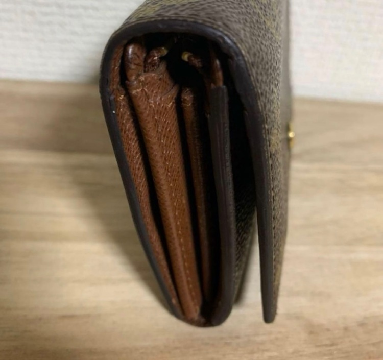 ポルトモネビエトレゾール（ブランド財布・小物）の商品画像 - 査定依頼日：2025年9月20日 - 最高査定価格：9,000円