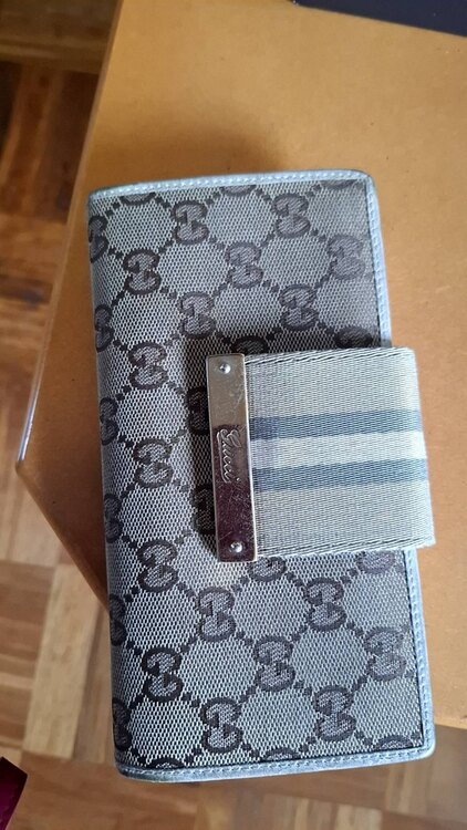 グッチ  （ブランドバッグ）の商品画像 - 査定依頼日：2025年4月30日 - 最高査定価格：10,000円