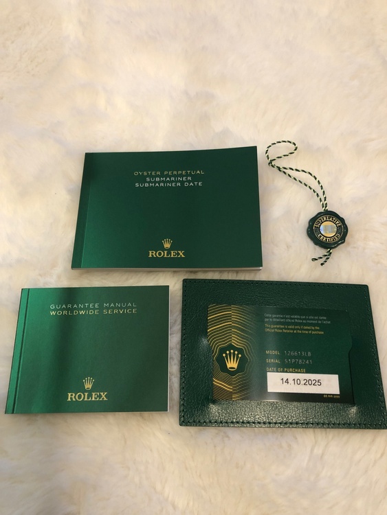 ロレックス サブマリーナー 126613LB（高級時計）の商品画像 - 査定依頼日：2026年3月1日 - 最高査定価格：3,150,000円